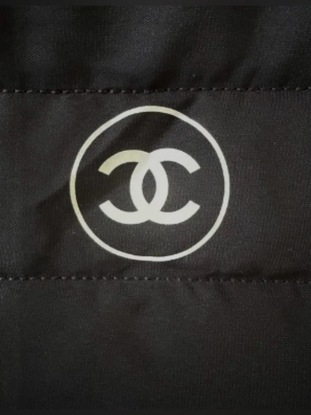 CHANEL Zippered Laptop Case in Black NWT GWP